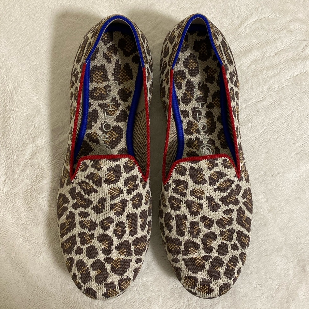 Rothy’s Loafer women’s 8.5 leopard with red trim